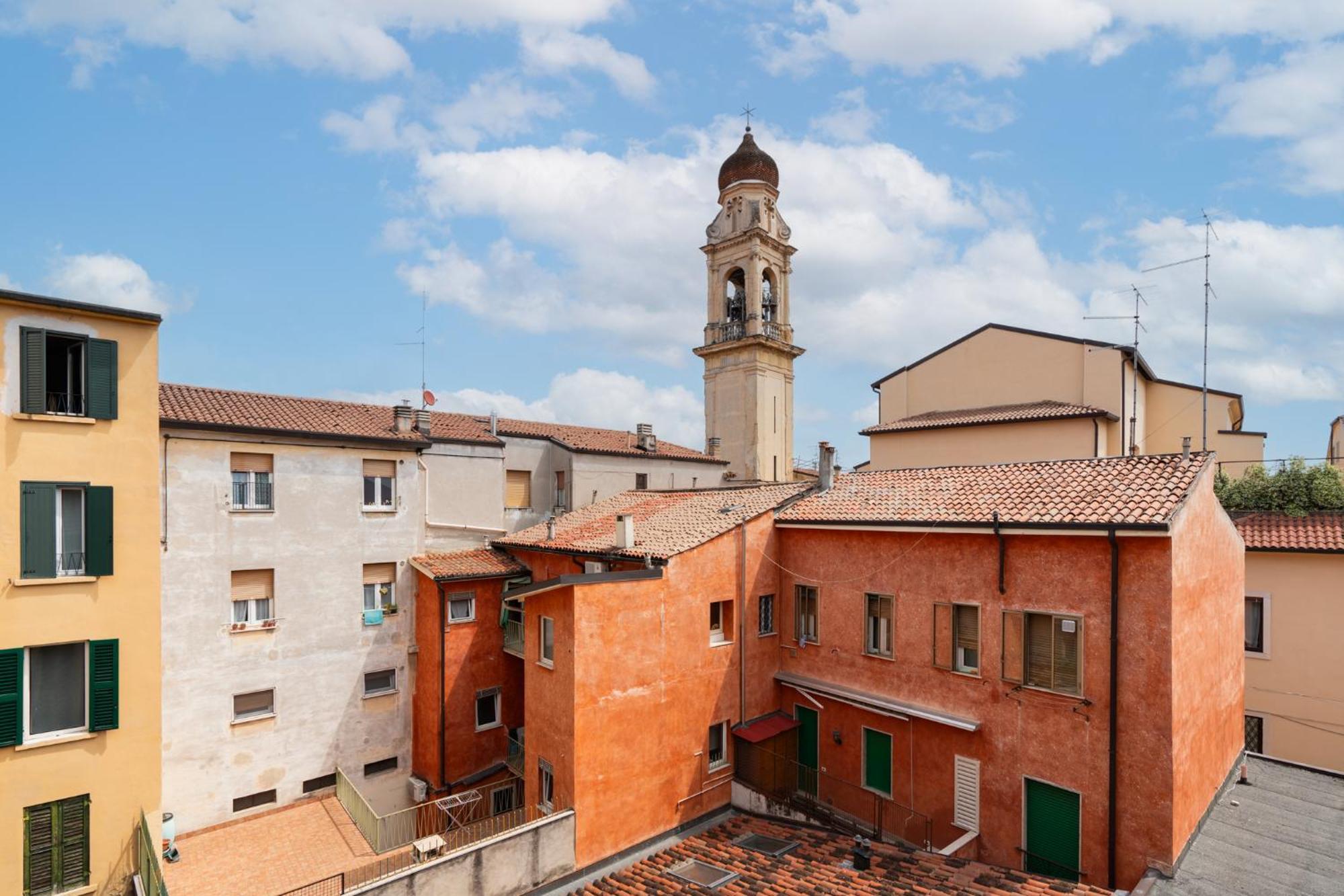 Domus Verona - Ampia Residenza Filippini A Pochi Passi Dall'Arena Экстерьер фото