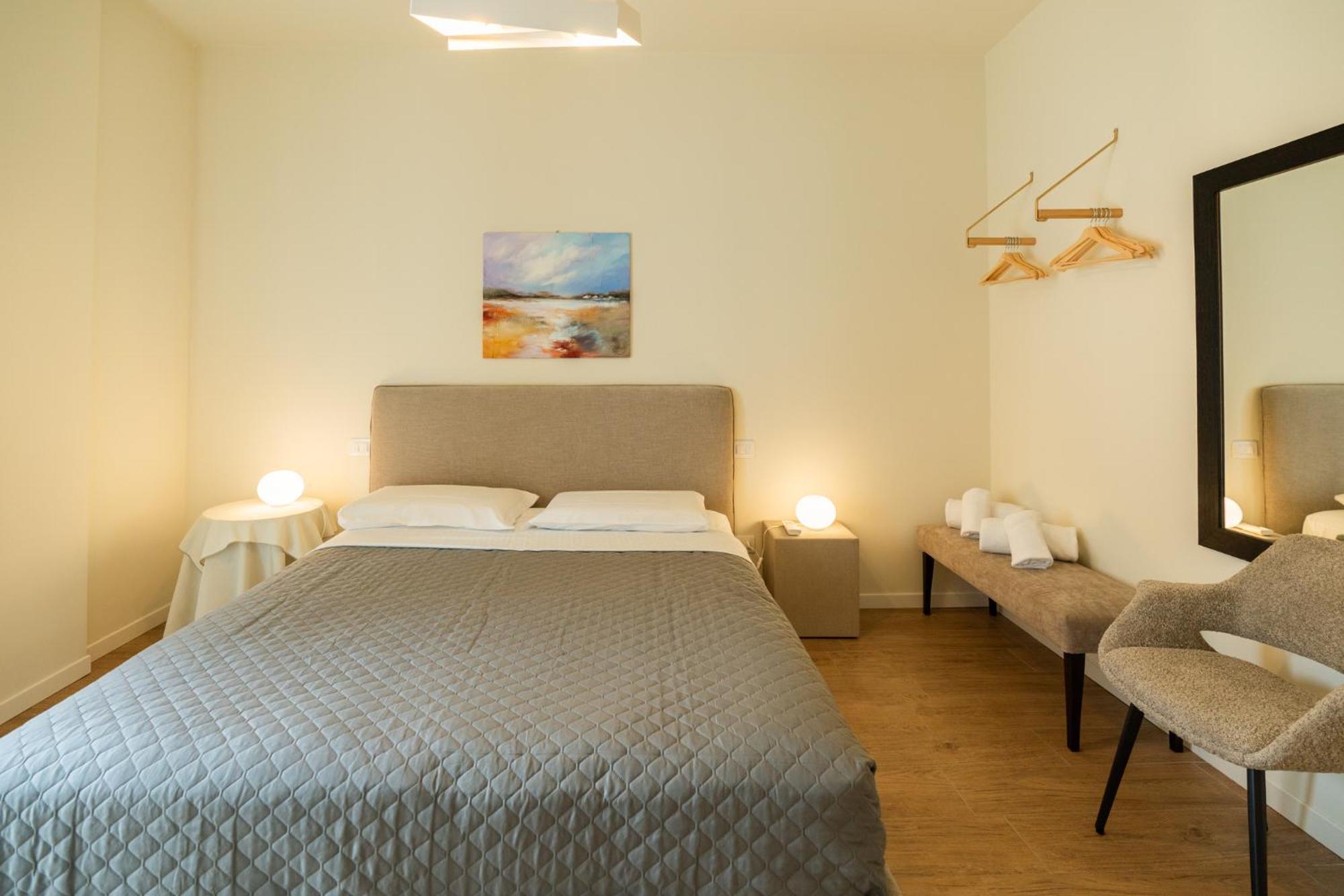 Domus Verona - Ampia Residenza Filippini A Pochi Passi Dall'Arena Номер фото