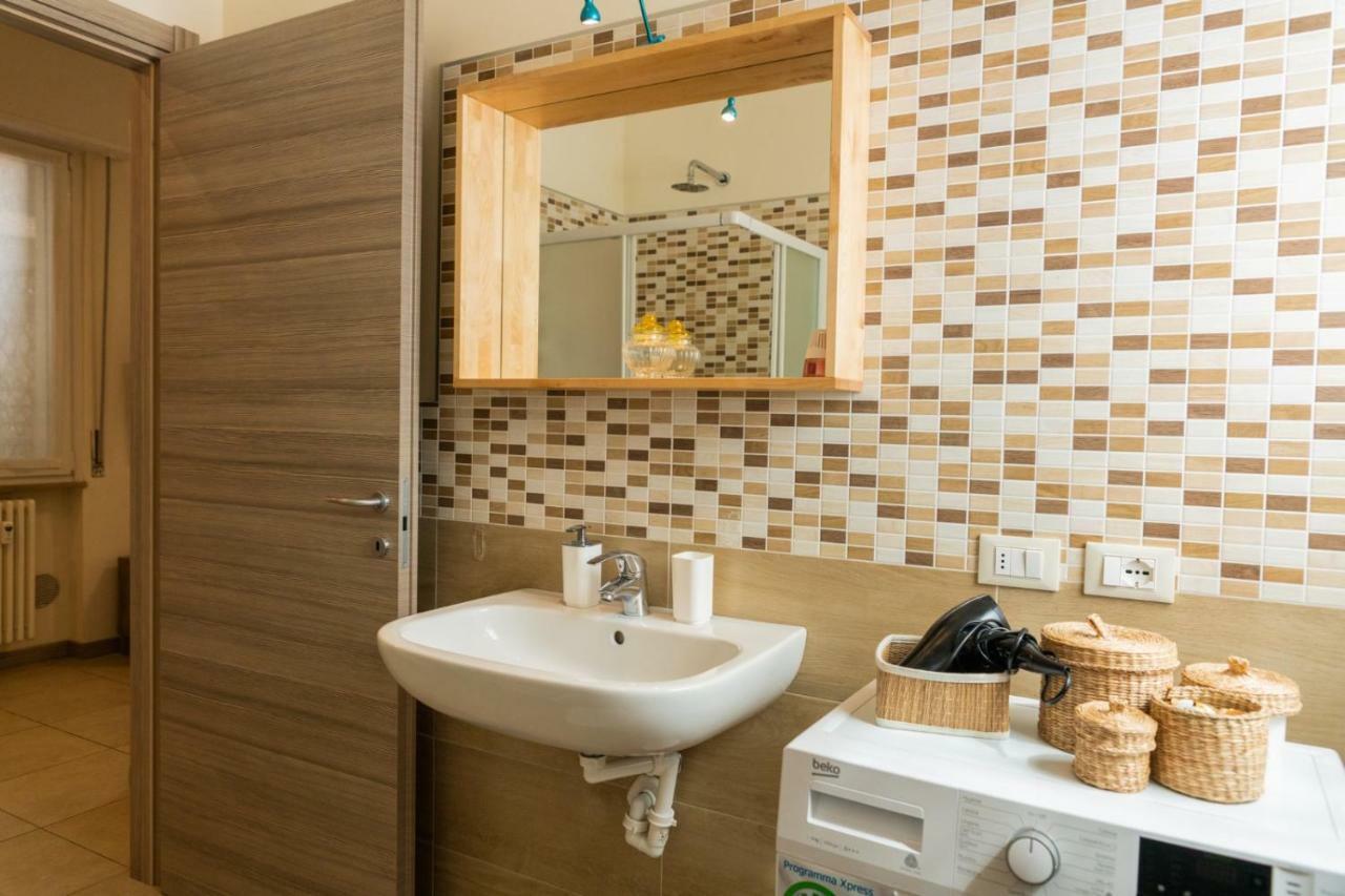 Domus Verona - Ampia Residenza Filippini A Pochi Passi Dall'Arena Экстерьер фото