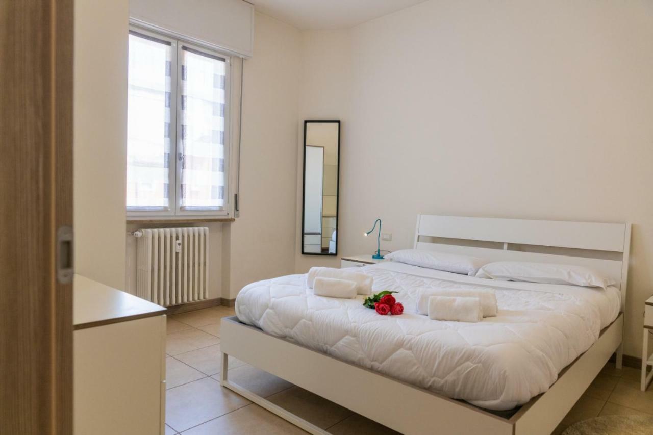 Domus Verona - Ampia Residenza Filippini A Pochi Passi Dall'Arena Экстерьер фото