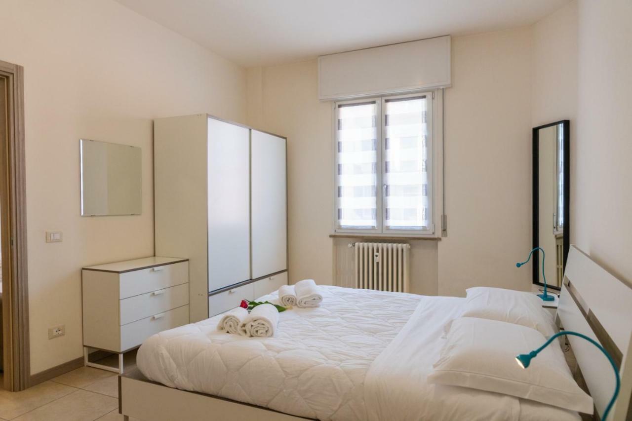 Domus Verona - Ampia Residenza Filippini A Pochi Passi Dall'Arena Экстерьер фото